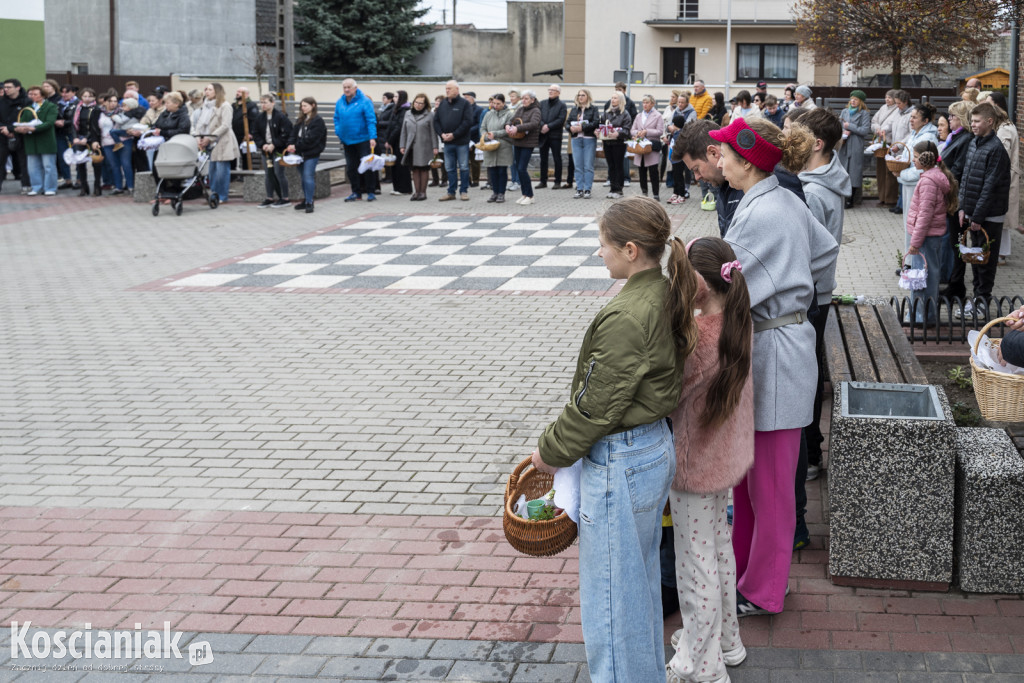 Święconka w Kiełczewie w obiektywie