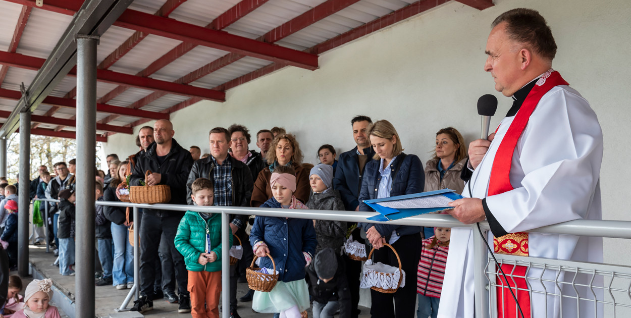 Święconka na Stadionie Miejskim w Kościanie
