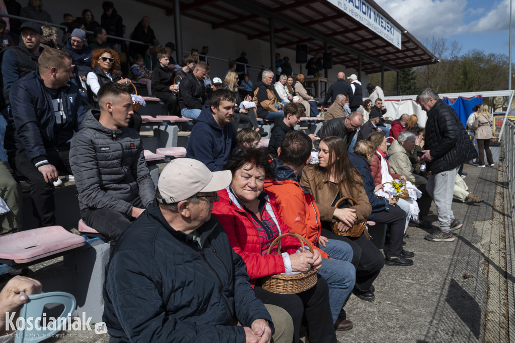 Święconka na Stadionie Miejskim w Kościanie
