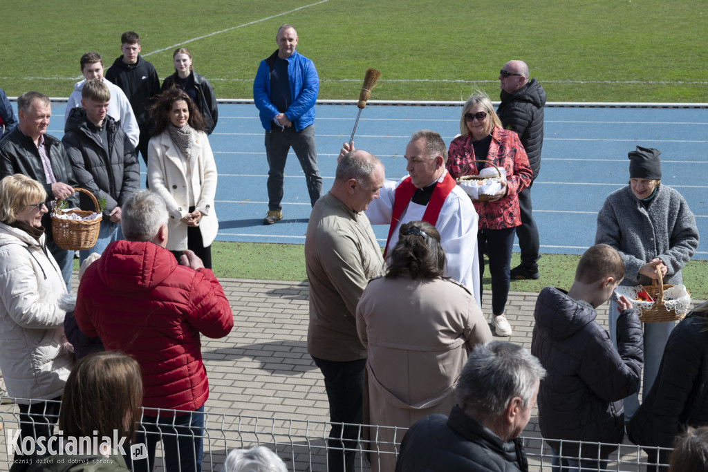 Święconka na Stadionie Miejskim w Kościanie