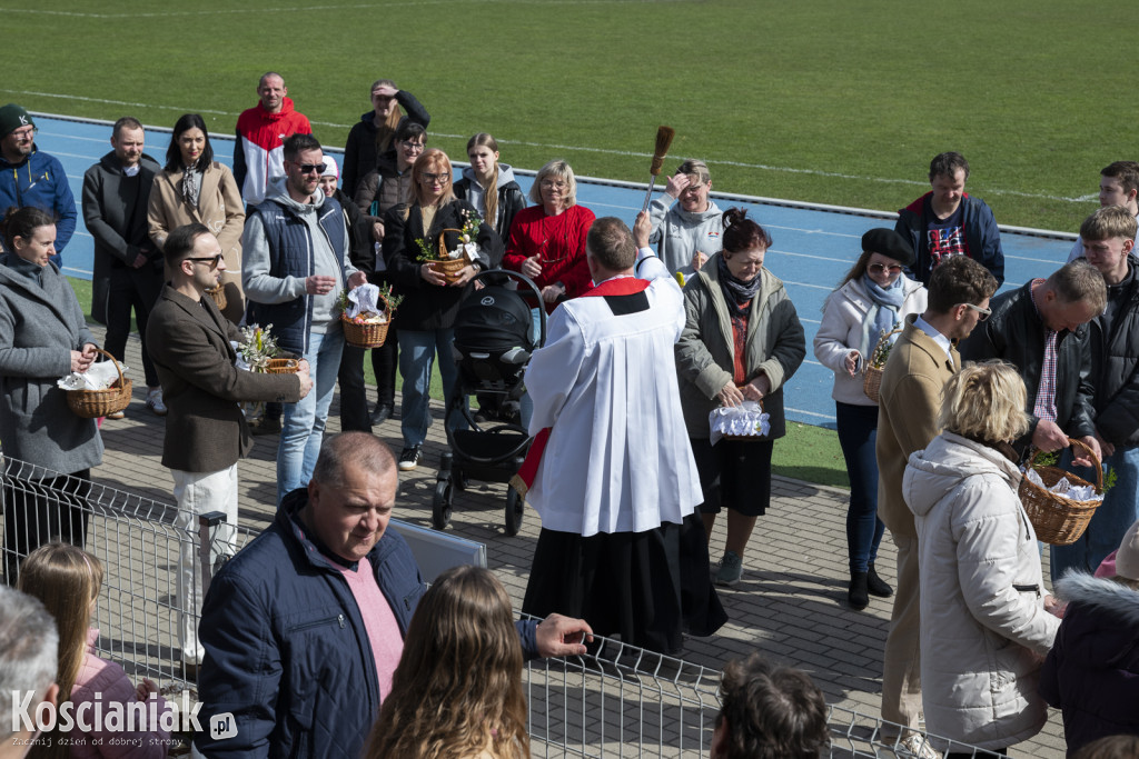 Święconka na Stadionie Miejskim w Kościanie