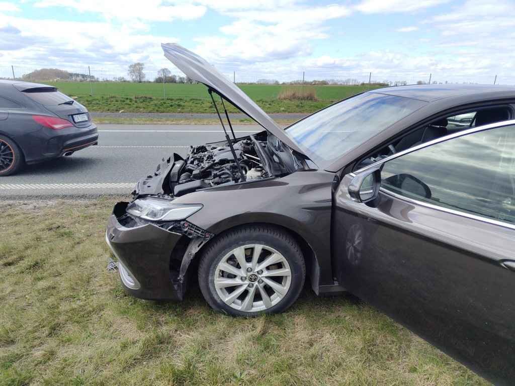 Nieprawidłowe wyprzedzanie przyczyną kolizji