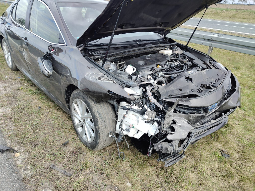 Nieprawidłowe wyprzedzanie przyczyną kolizji