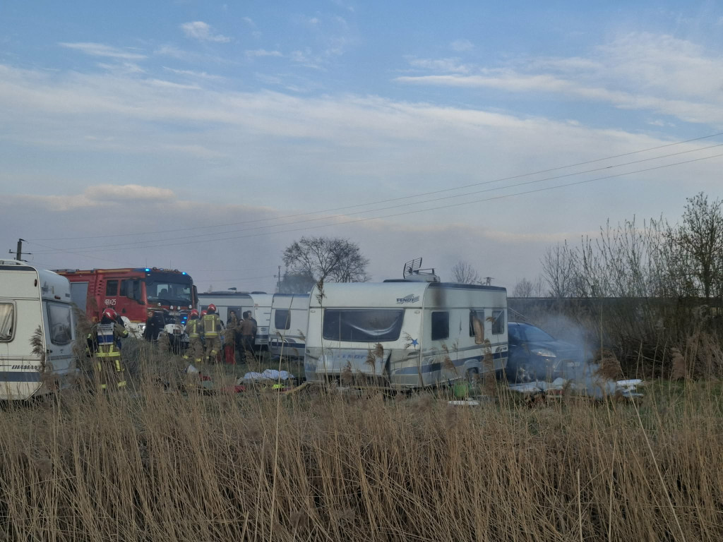 Pożar przyczepy kempingowej