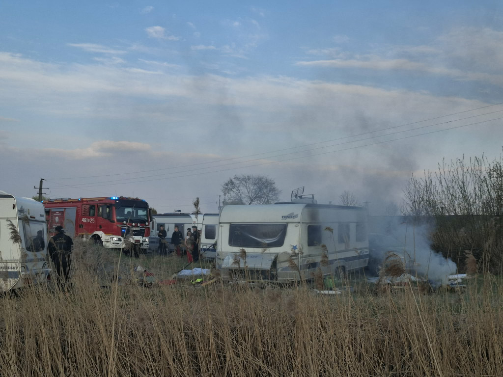 Pożar przyczepy kempingowej