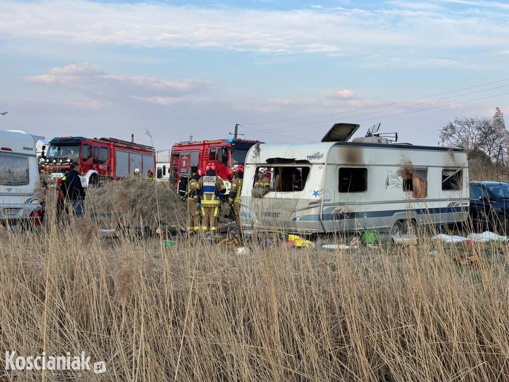Pożar przyczepy kempingowej