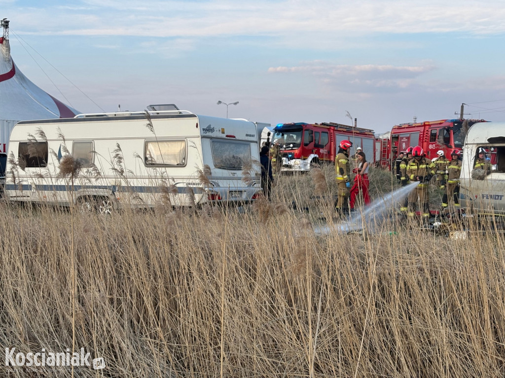 Pożar przyczepy kempingowej