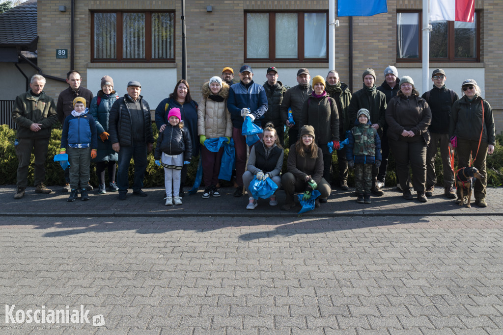 Czwarte sprzątanie lasu w Kurzej Górze