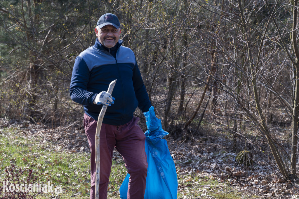 Czwarte sprzątanie lasu w Kurzej Górze