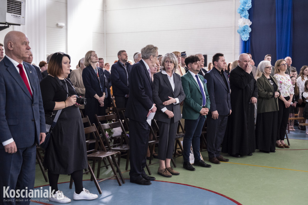 Nadanie imienia szkole w Bonikowie