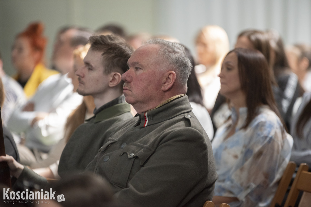 Nadanie imienia szkole w Bonikowie