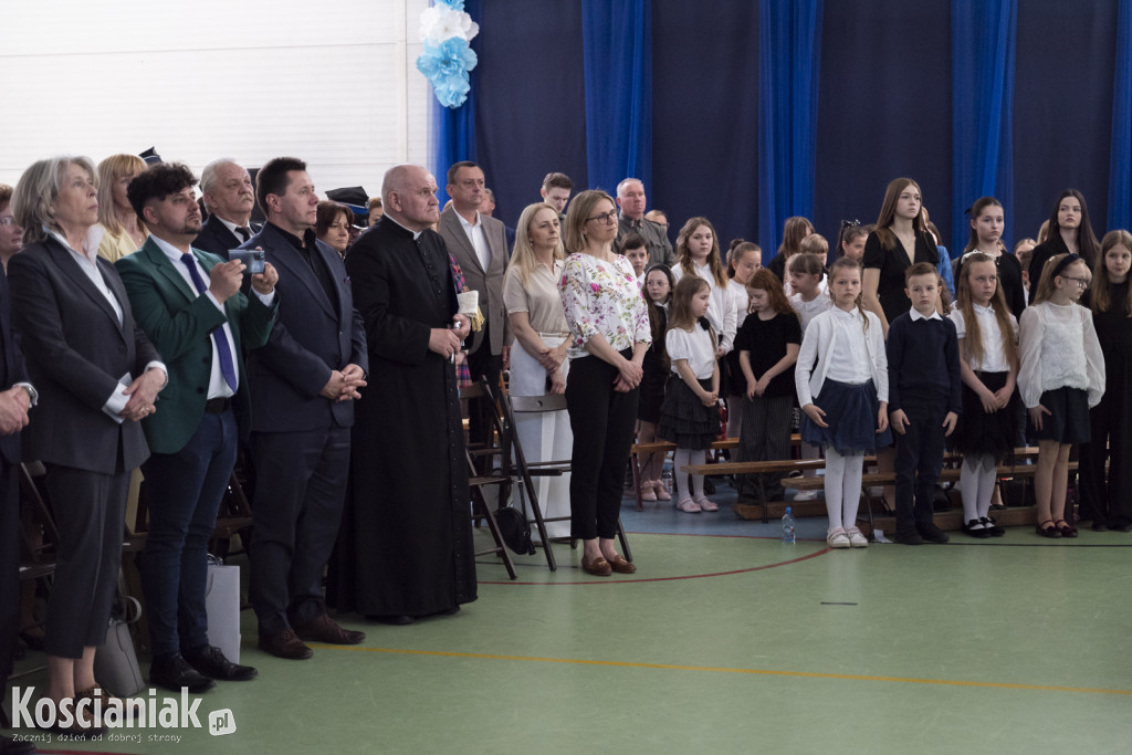 Nadanie imienia szkole w Bonikowie