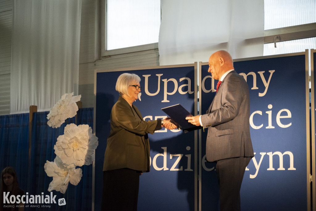 Nadanie imienia szkole w Bonikowie