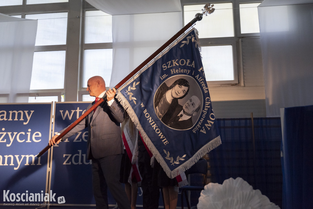 Nadanie imienia szkole w Bonikowie