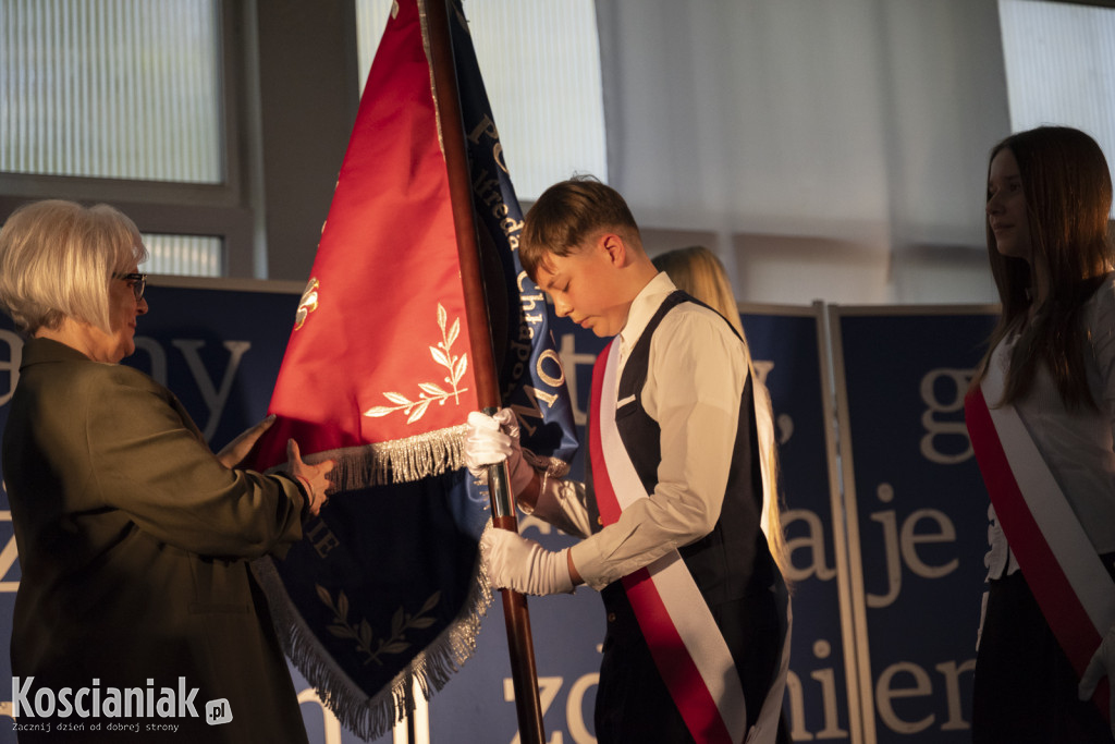 Nadanie imienia szkole w Bonikowie