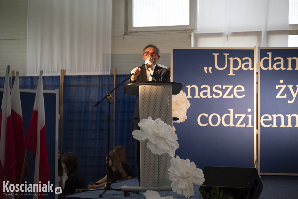 Nadanie imienia szkole w Bonikowie