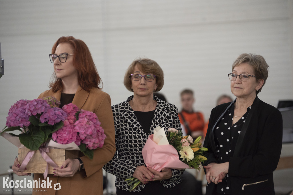 Nadanie imienia szkole w Bonikowie