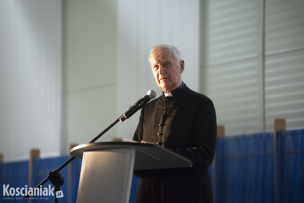 Nadanie imienia szkole w Bonikowie