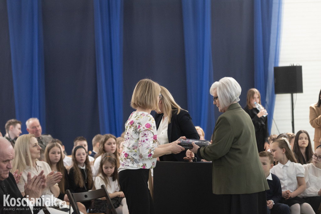 Nadanie imienia szkole w Bonikowie