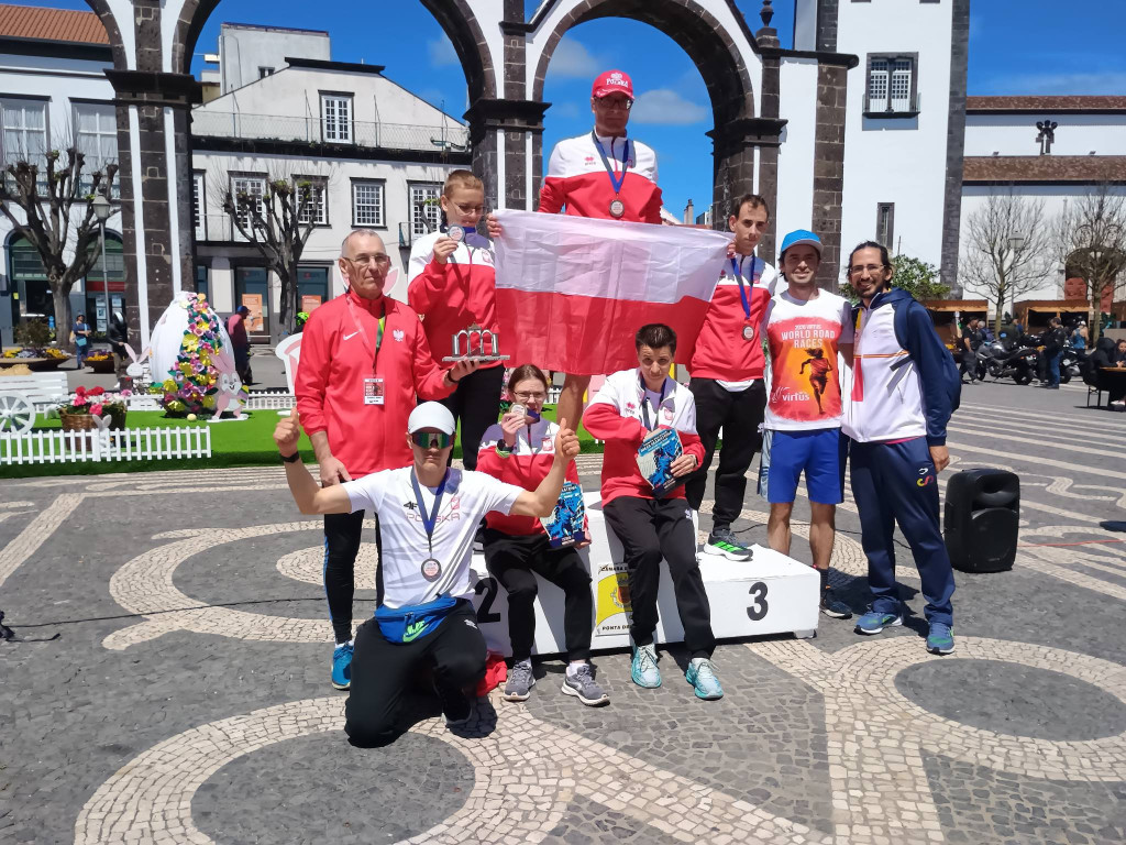 Brązowe medale zawodników LKS Sana Kościan