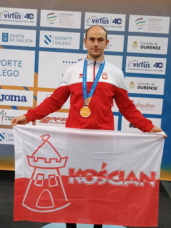 Brązowe medale zawodników LKS Sana Kościan