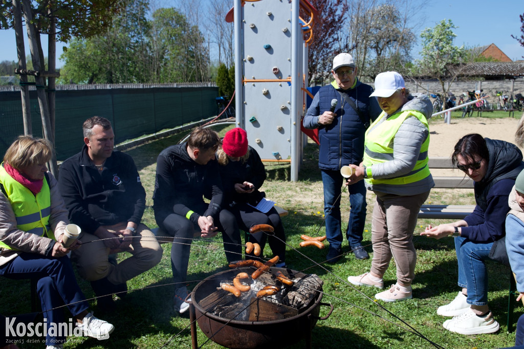 Rajd rowerowy z pajdą chleba