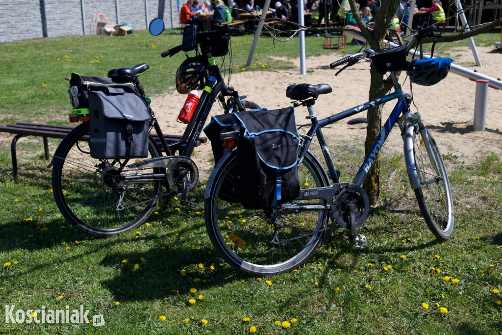 Rajd rowerowy z pajdą chleba