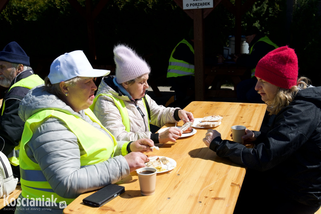 Rajd rowerowy z pajdą chleba