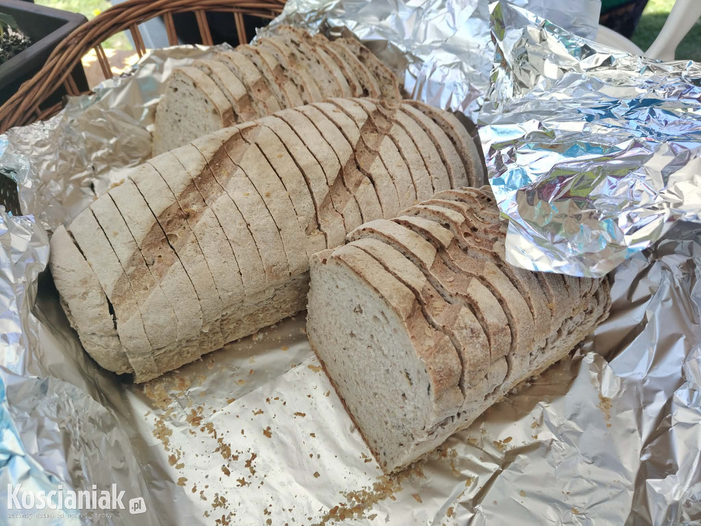Rajd rowerowy z pajdą chleba