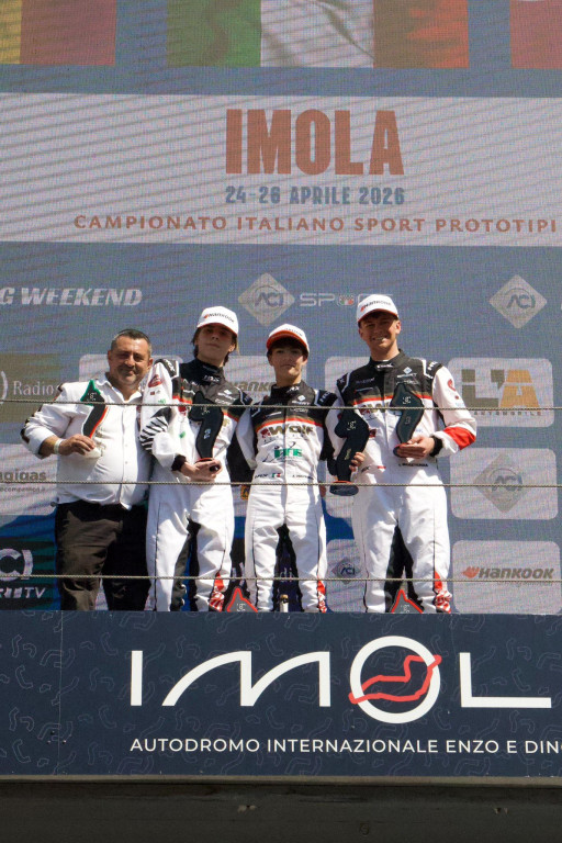 Iwo Beszterda na podium debiutanckiej rundy CISP