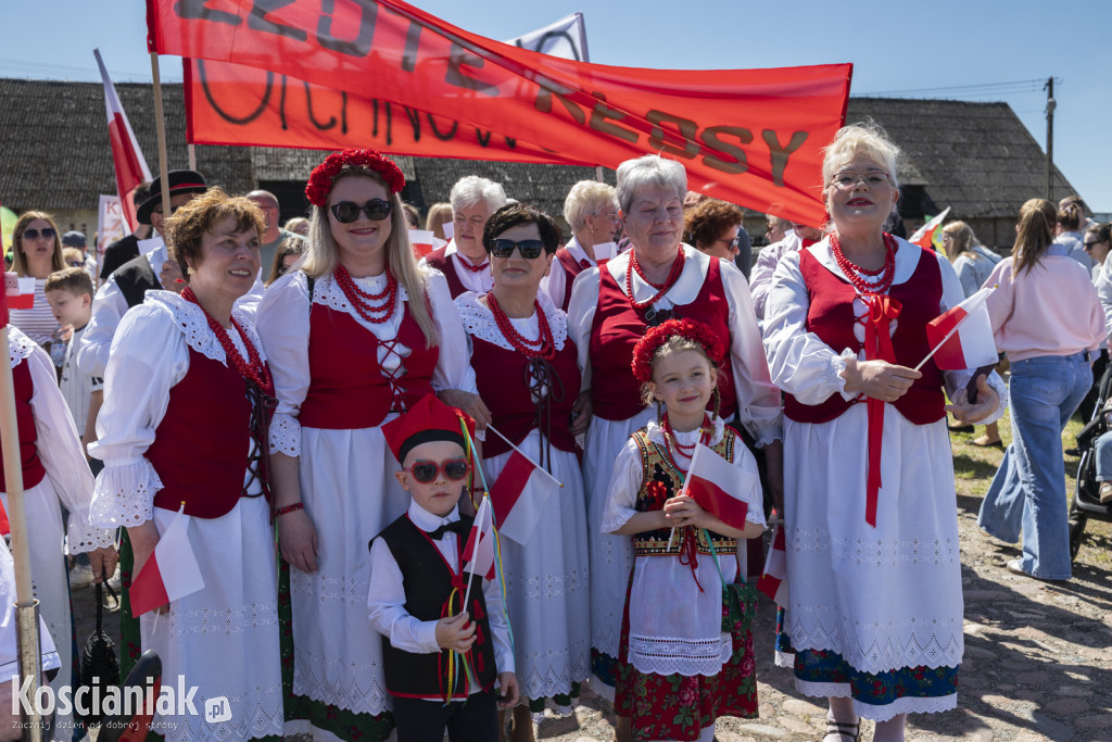 Pochód 1 maja w Muzeum PRL Frania w Kokorzynie