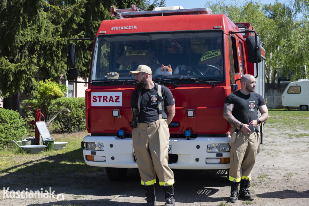 Pochód 1 maja w Muzeum PRL Frania w Kokorzynie