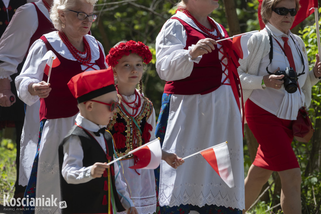Pochód 1 maja w Muzeum PRL Frania w Kokorzynie