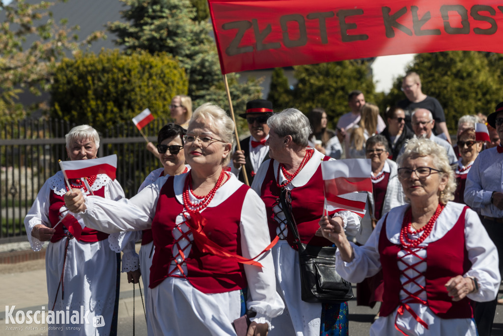 Pochód 1 maja w Muzeum PRL Frania w Kokorzynie