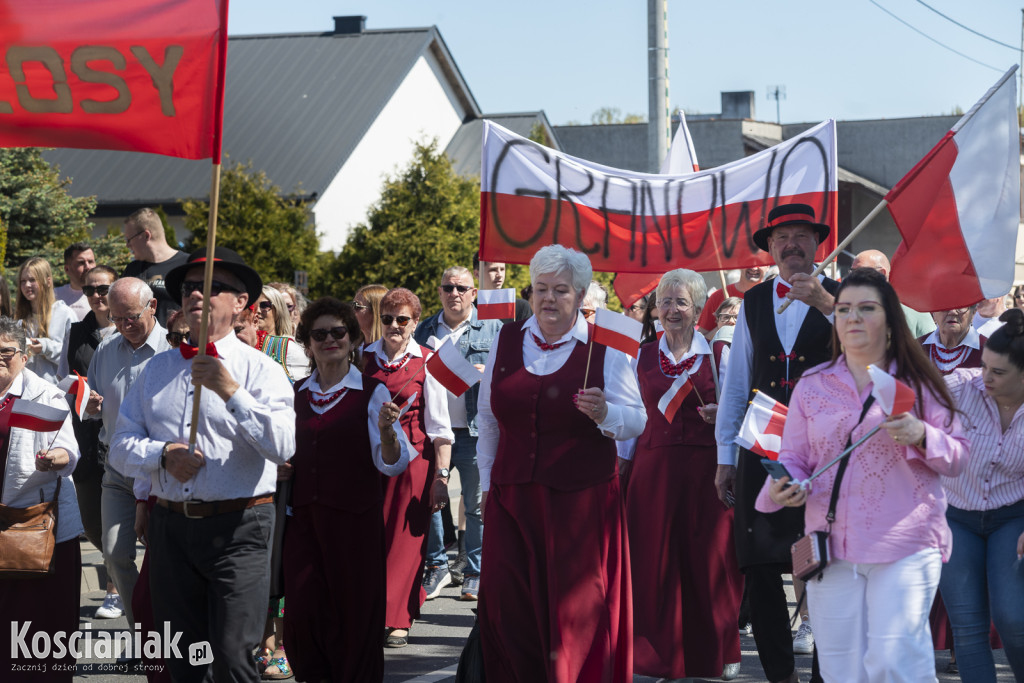 Pochód 1 maja w Muzeum PRL Frania w Kokorzynie