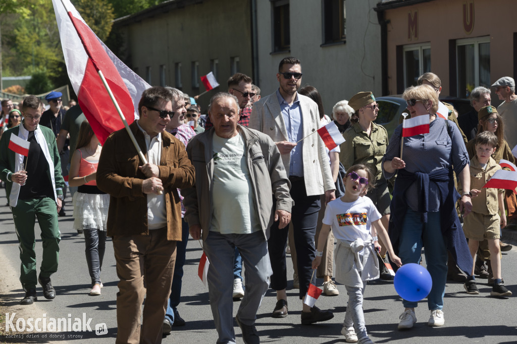 Pochód 1 maja w Muzeum PRL Frania w Kokorzynie
