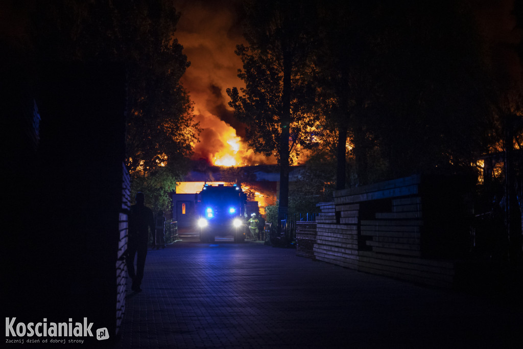 Duży pożar tartaku w Racocie