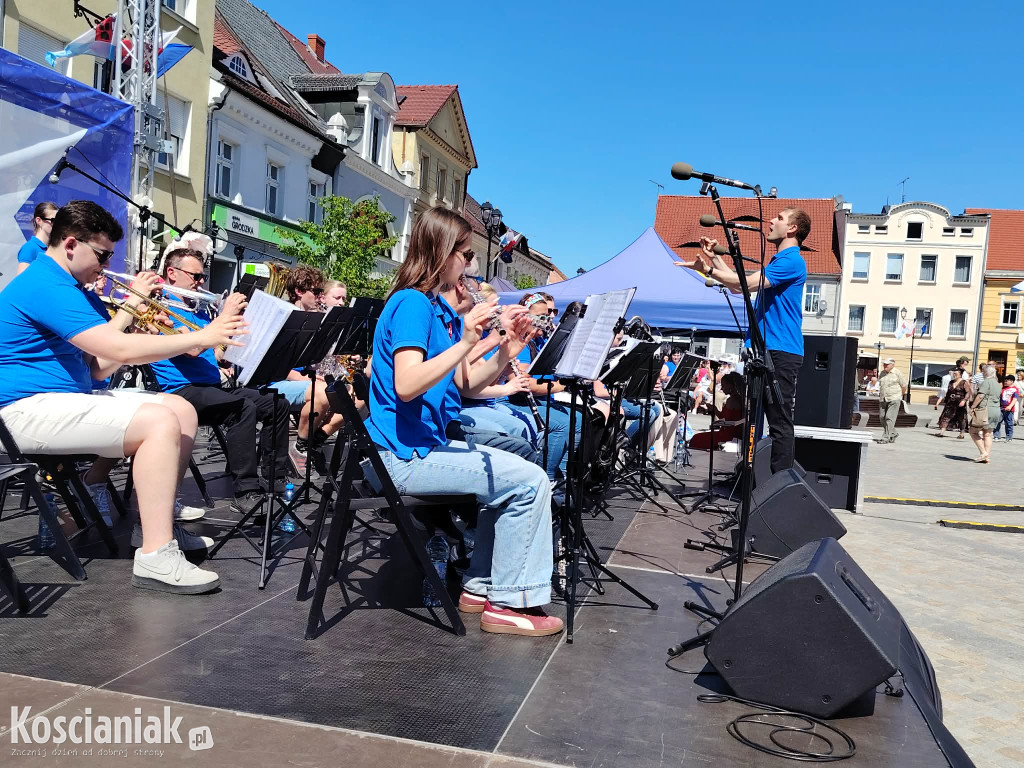 Piknik z okazji Narodowego Święta Trzeciego Maja