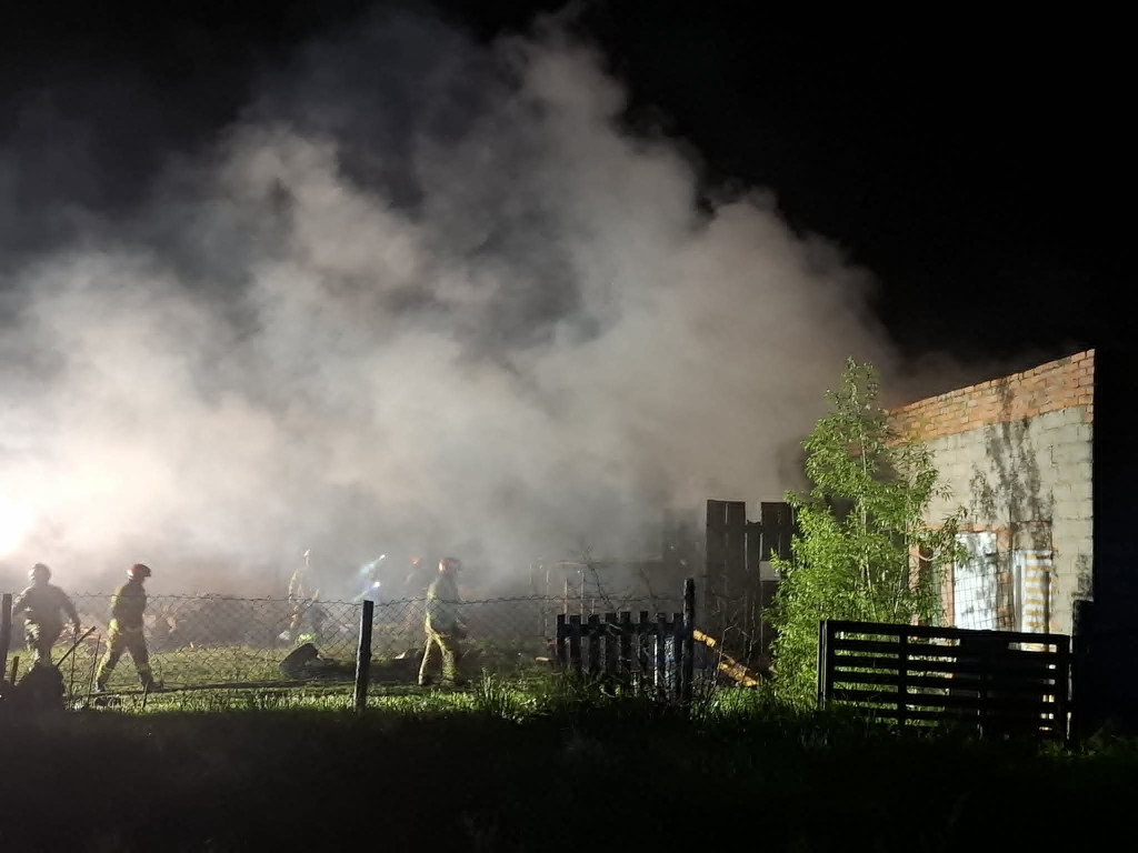 Pożar budynku gospodarczego w gminie Krzywiń