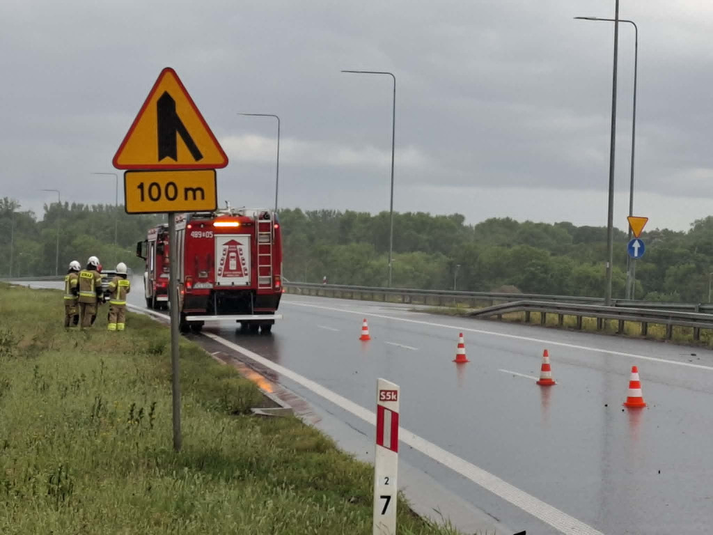 Wjechał w bariery na S5