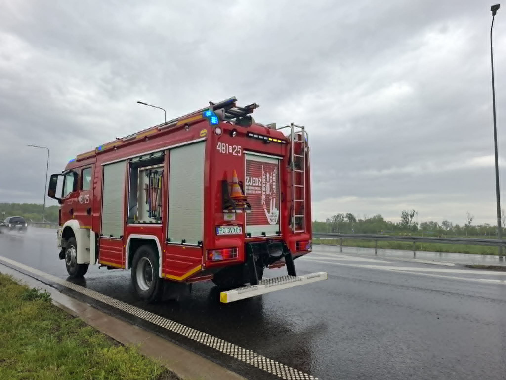 Wjechał w bariery na S5