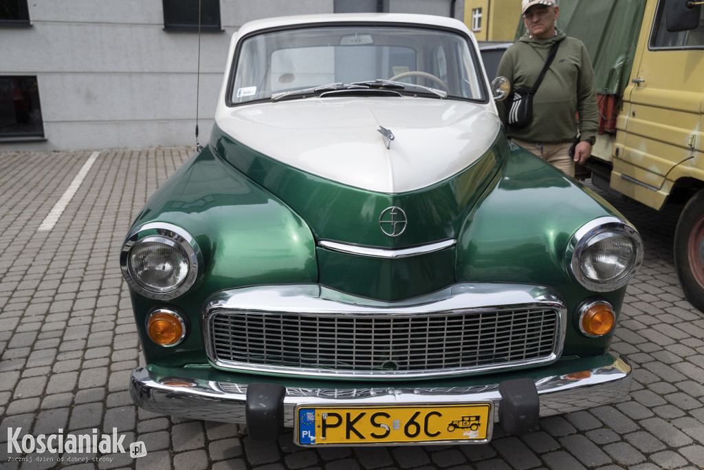 Zlot Klasyków i Pojazdów Zabytkowych PRL