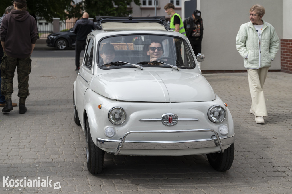 Zlot Klasyków i Pojazdów Zabytkowych PRL