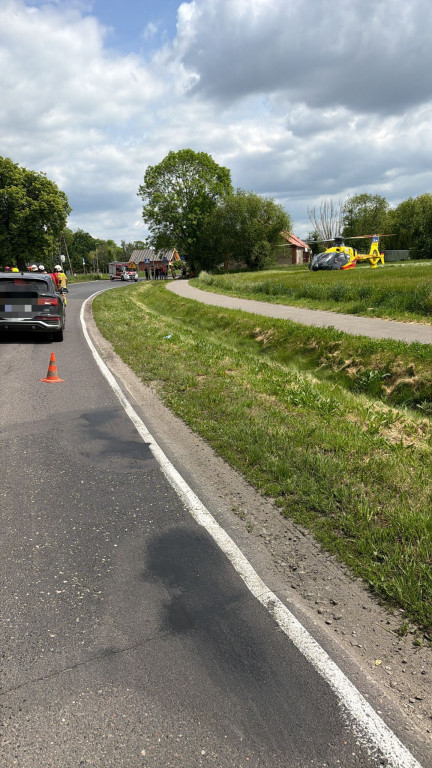 Wypadek z udziałem motocyklisty w Piotrkowicach
