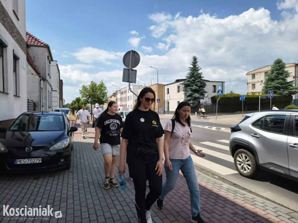 Wyruszyli w 24-godzinny marsz przeciw hejtowi