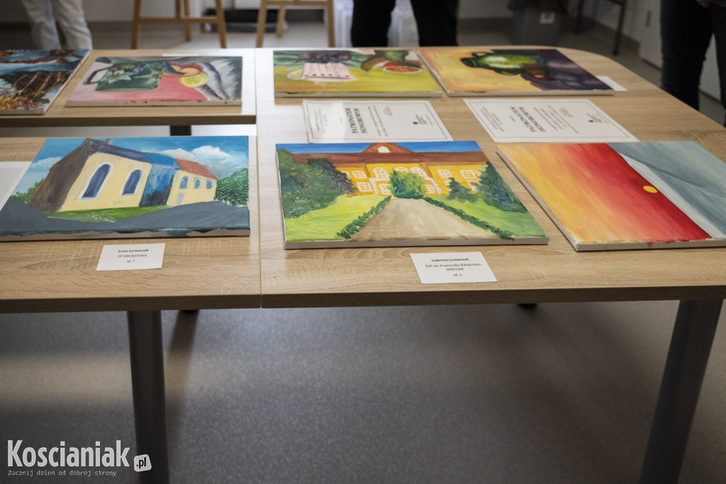 Wernisaż prac 17 artystów w ramach pleneru