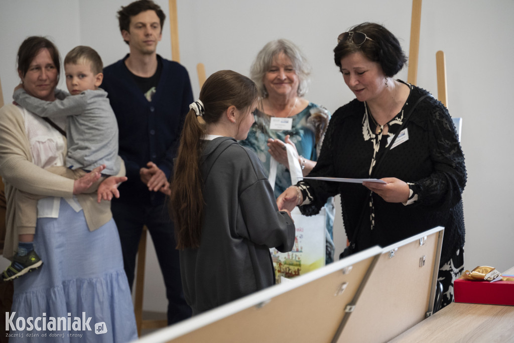 Wernisaż prac 17 artystów w ramach pleneru