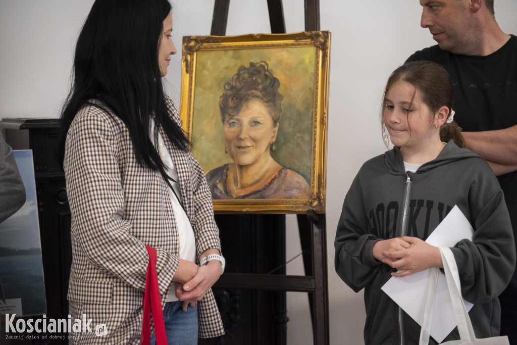 Wernisaż prac 17 artystów w ramach pleneru