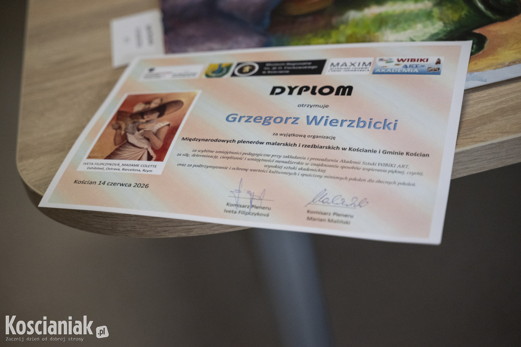 Wernisaż prac 17 artystów w ramach pleneru