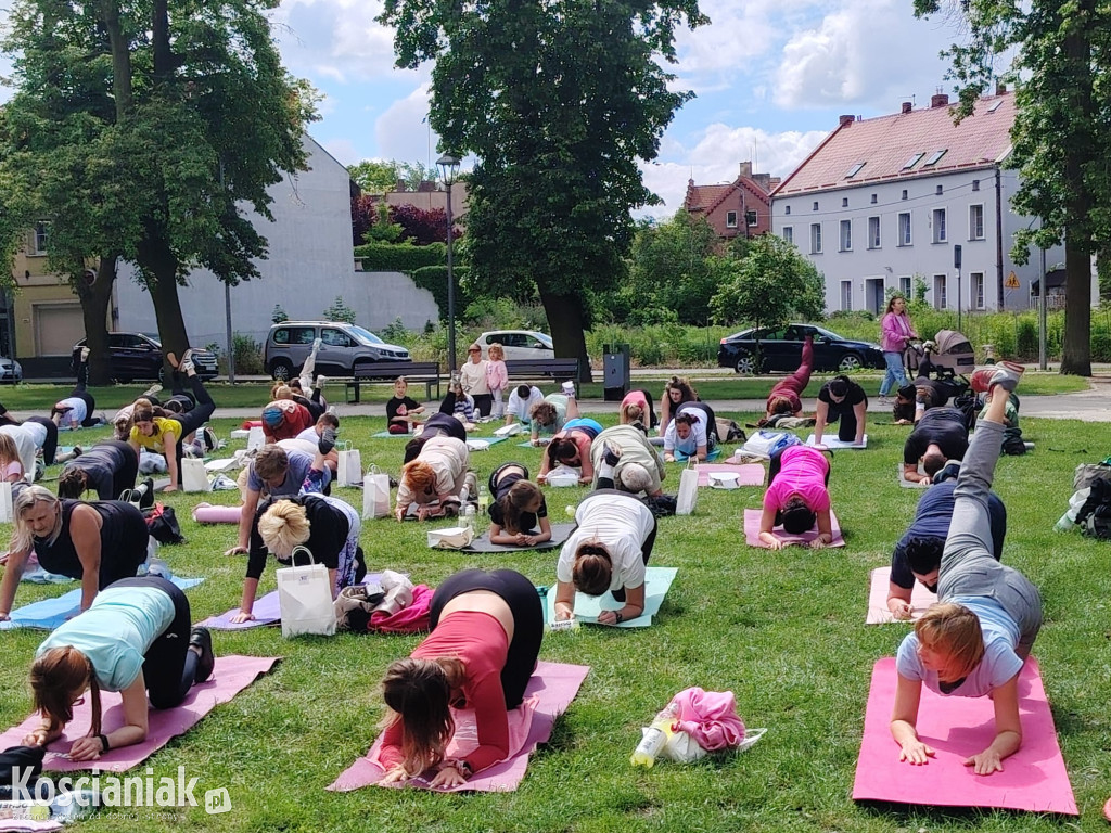 „Aktywny Poranek” na Placu Wolności